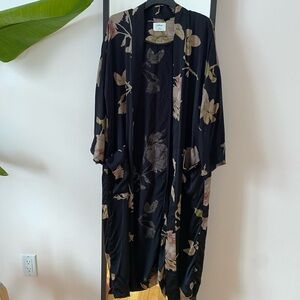 Wilfred Durante Floral Kimono 🪷